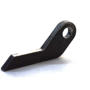 Fästöra till gångjärnsaxel